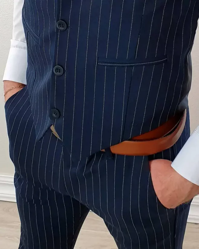 Elegantní modrý proužkovaný komplet kalhot a vesty DJP25