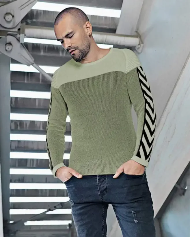 Interesting highlighted men's sweater with the pattern LAGOS 2369 - Size: M