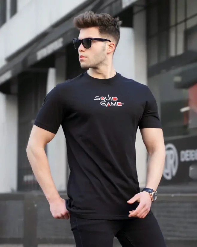 Black men's t-shirt MX Squid Game - Size: XL