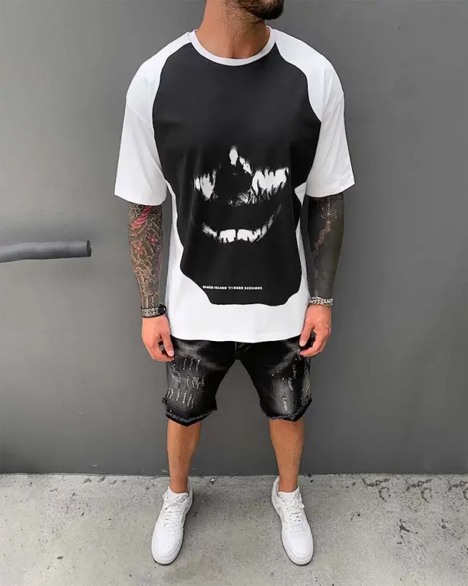 Men's white T-shirt Black Island Skull
