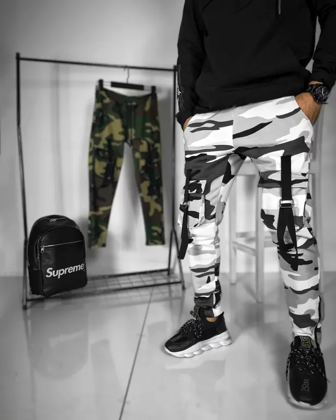 Camouflage men's sweatpants white Gangster - Size: M