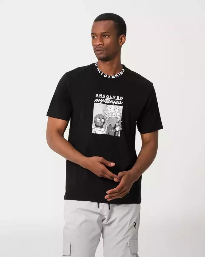 Black men's t-shirt Mysteries - Size: S