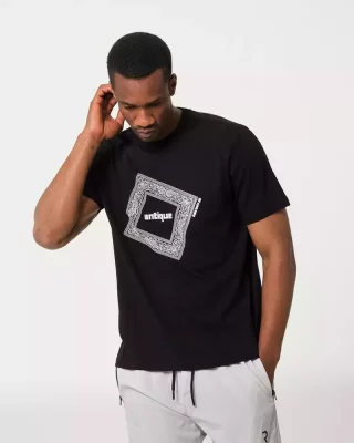 Black men's t-shirt Antique